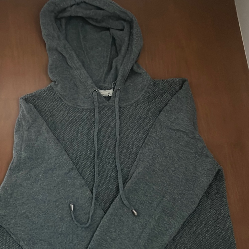 Hooded sweater “used” Akini size L